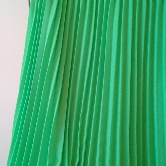 Suzy Shier Bright Green Maxi Dress - NWT - M - Picture 6 of 8